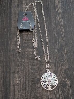 Paparazzi Silvertone Tree Of Life Necklace & Earrings Set NWT